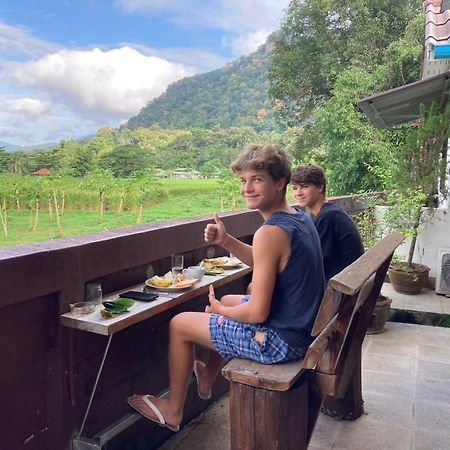 Pimpa House Hotel Ban Hua Nam Mae Sakut Eksteriør billede