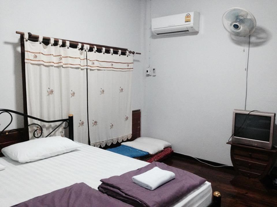 Pimpa House Hotel Ban Hua Nam Mae Sakut Eksteriør billede